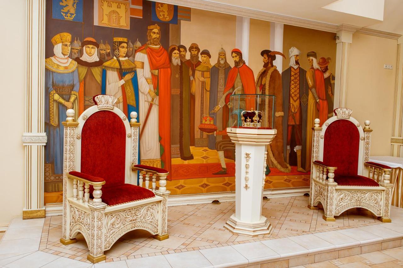 Галицька Корона Davidov Eksteriør billede